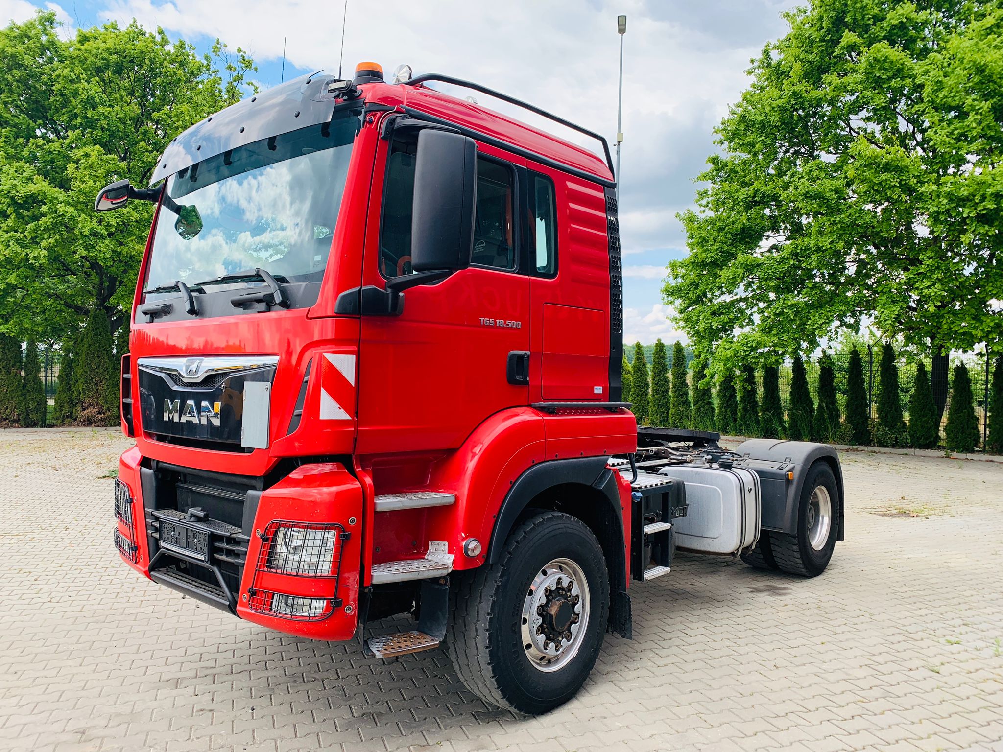 MAN TGS 18.500 4x4H EURO6 CIĄGNIK SIODŁOWY Z HYDRAULIKĄ WYWROTU